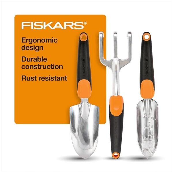 Fiskars 3-in-1 Garden Tool Set - Trowel, Transplanter, Cultivator for Gardening - Lawn and Garden Tools - Black/Orange